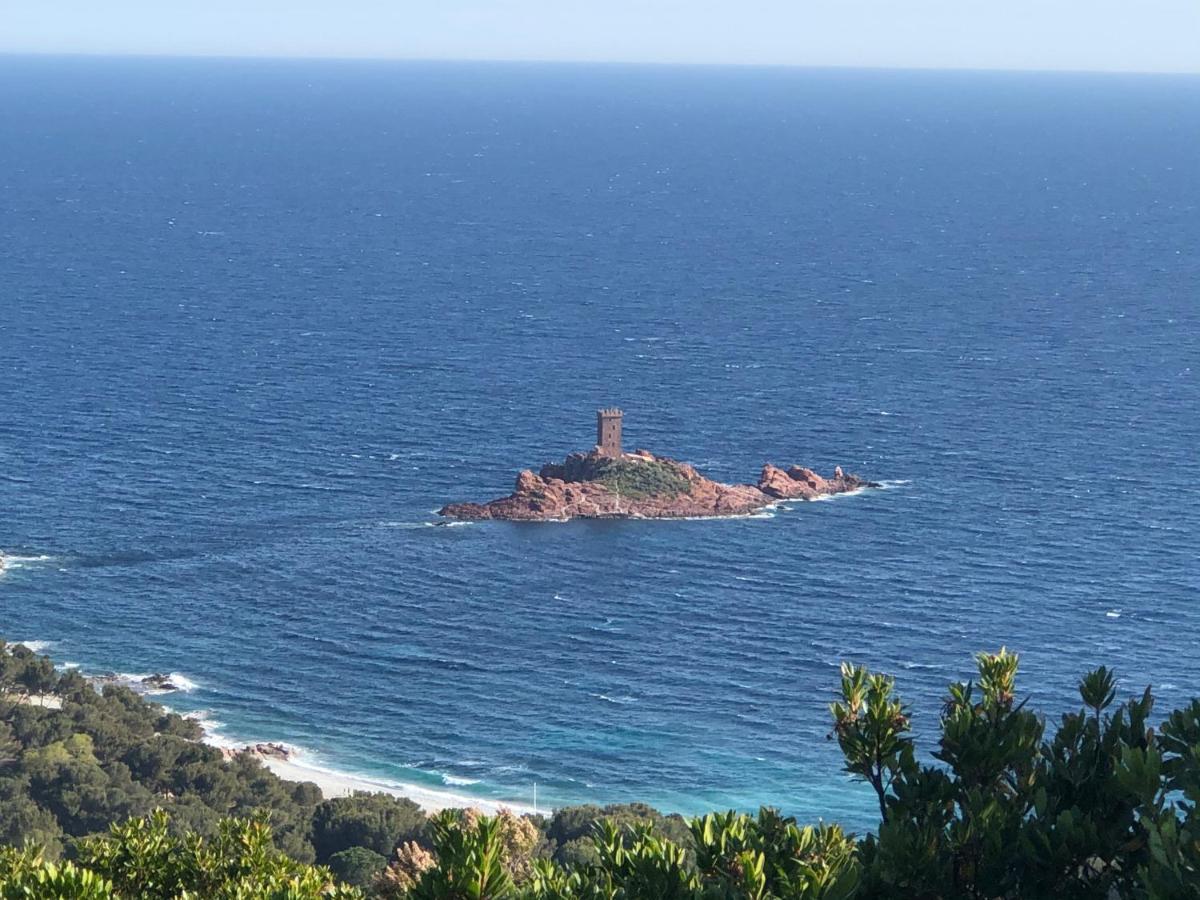 Apartmán Boulouris Panorama Vue Mer Saint-Raphaël Exteriér fotografie